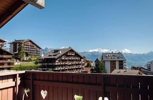 Saint-Pierre-de-Clages Apartment | Lake Placid A7 by Interhome