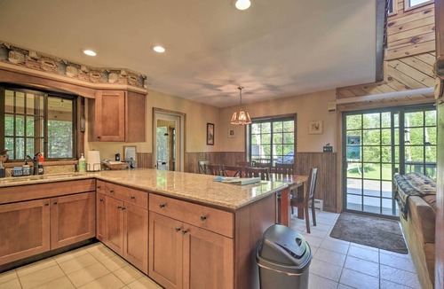 Lake Placid Cottage | Lake Placid Chalet: Deck & Forest Views!