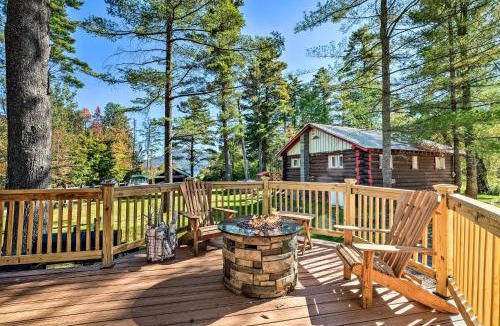 Speculator House | Lake Pleasant Access! Speculator Cottage w/Deck