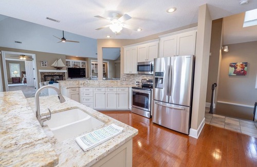 Seneca House | Lake Point Haven with Dock