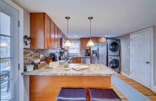 Thornhurst House | Lake & Pool Access, Awesome Firepit, Outdoor Dining, Rare 4BR