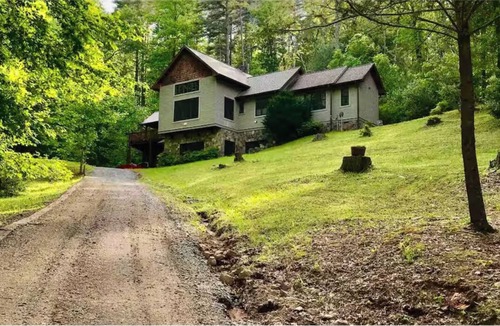 Lakemont Cabin | Lake Rabun Mountain Retreat