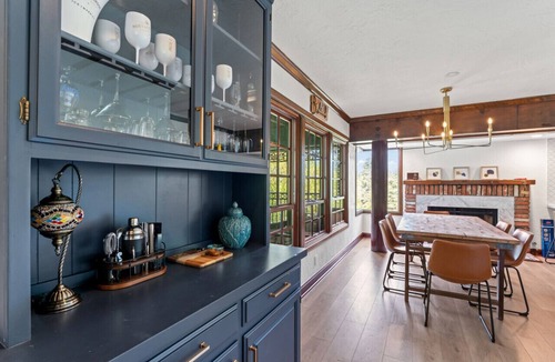 Cedar Glen House | Lake Reflection Point-Upscale Lake View House! 4 Bed/4.5 Bath! Air Conditioning!