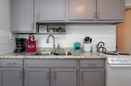 Town of Milo House | Lake Reflections: Family Friendly Retreat!