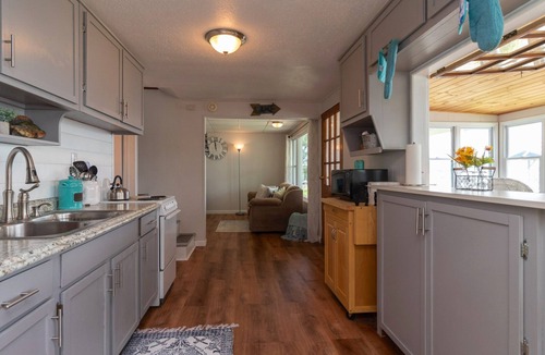 Town of Milo House | Lake Reflections: Family Friendly Retreat!
