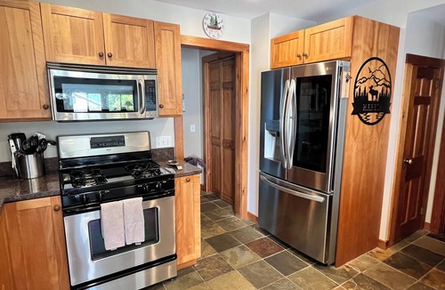 Ludlow House | Lake Rescue Summers, Ski Okemo Winters