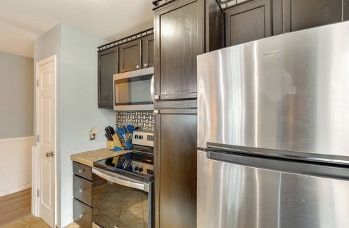 Osage Beach Cottage | Lake Resort Access & On-site Pool! Ozarks Getaway