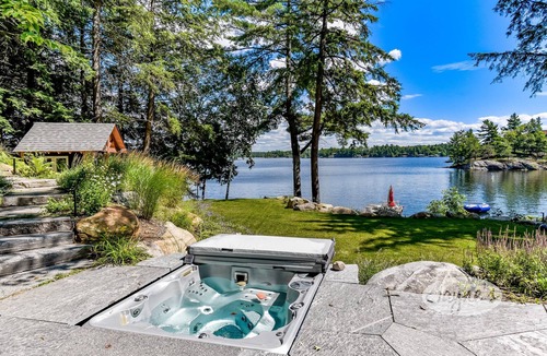 Muskoka Lakes Cottage | Lake Rosseau! New Build! 7 Bedrooms, 6 Bath!, Luxury Family Getaway!