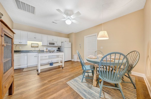 Westlake Corner House | LAKE Royale: Lakefront Home with hot tub.