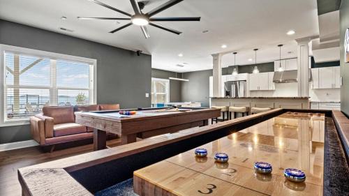 Denver Villa | Lake's Largest Dock Sleeps 22 Game Room Theater