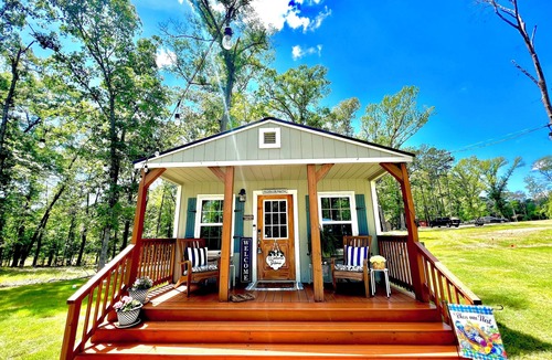 Etoile Cabin | Lake Sam Rayburn "True" Waterfront Escape - Bring Boat, Kayak & Fishing Poles!