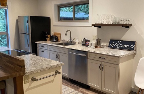 Bellingham Cabin | Lake Samish Cabin Loft