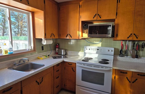Scugog Cottage | Lake Scugog hideaway