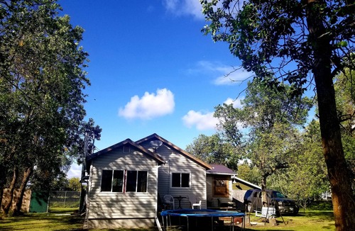 Manitoba House | Lake Shack | Cozy Year Round 2-BR | Gimli/Sandy Hook