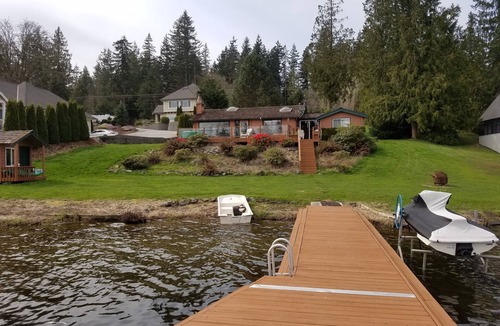 Lake Goodwin House | Lake Shoecraft Waterfront Log Home