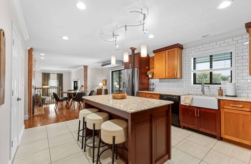 Branson House | Lake Shore Landing – For 20!