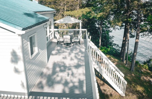 Feronia Cottage | Lake side Cottage