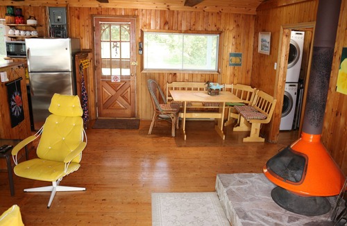 Brock Cottage | Lake Simcoe Cottage with Private Beach - your waterfront escape awaits you