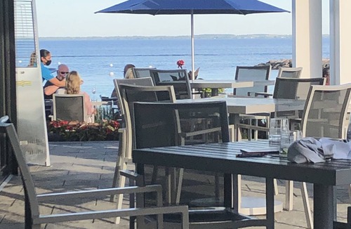 Innisfil Condo | Lake Simcoe Getaway