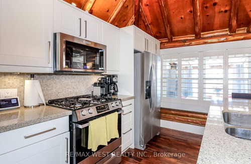 Ramara Cottage | Lake Simcoe Luxury Cottage | Sauna + Hot Tub