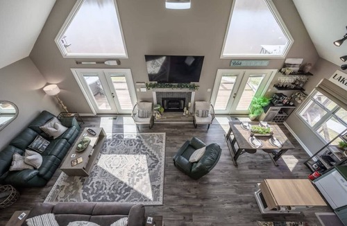 Eatonton House | Lake Sinclair Home: Waterfront, Dock & Fire Pit!