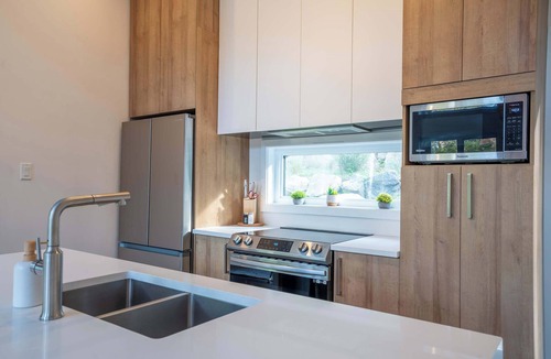 Chertsey Ski Chalet | Lake - Spa and Sauna | Le Van Gogh