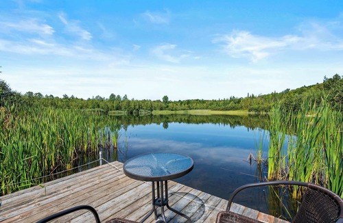 Potton Ski Chalet | Lake - Spa - Pool Table | Chalet Ookpik