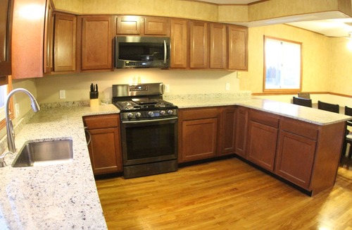Anchorville House | Lake St.Clair Canal Home nw/Pontoon/Jet Ski'snPerfect for Families/Fishermen