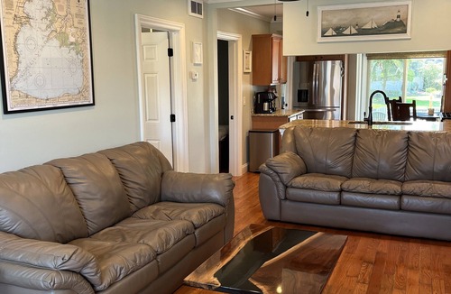 Harrison Township House | Lake St. Clair Lodge - Waterfront