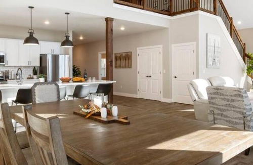 Kimberling City House | Lake & Sunset Views, Arcade, Shuffleboard & Community Amenities with Free Tickets