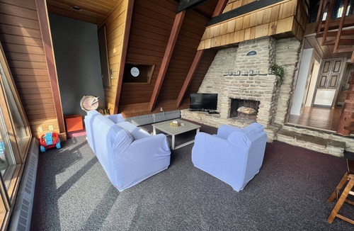 Shuniah House | Lake Superior Beachfront Guesthouse