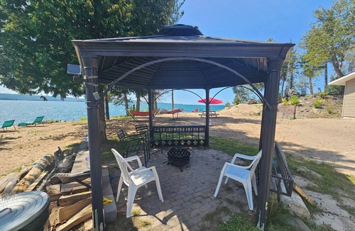 Algoma District Apartment | Lake Superior Waterffront Main Unit of Duplex Sleeps 8 ppl