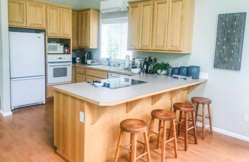 Maple Grove House | Lake Sutherland Surprise