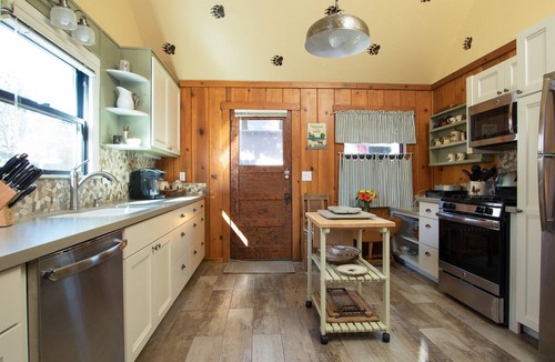 Kings Beach Cabin | Lake Tahoe cabin near North Shore & Brockway Golf Course