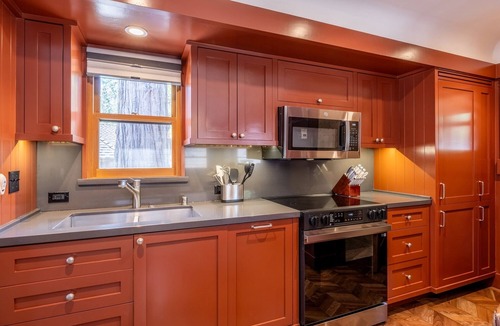 Homewood House | Lake Tahoe Lodge Near Homewood Mountain Resort! Community Amenities!