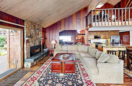 Brockway Apartment | Lake Tahoe Oasis