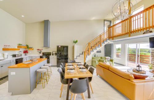 Forsyth House | Lake Taneycomo Views: Family-Friendly Cabin!