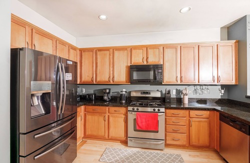 Bonney Lake House | Lake Tapps Guest House