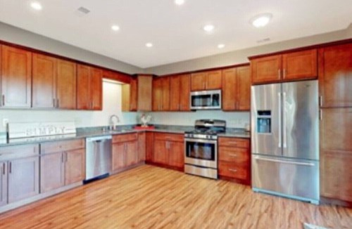 Bonney Lake House | Lake Tapps! LAKE FRONT Available for Booking