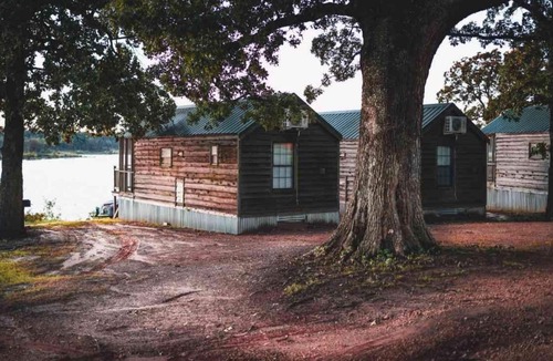 Mead Cabin | Lake Texoma Cedar Cabin