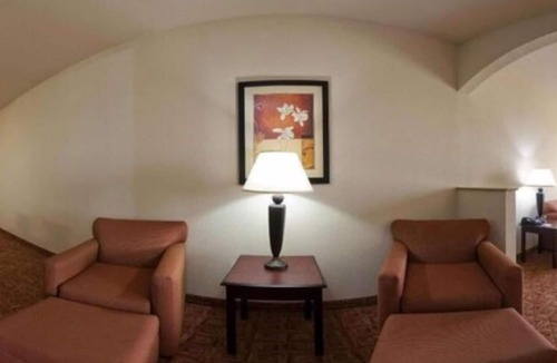 Denison Hotel | Lake Texoma Inn and Suites to match IHG