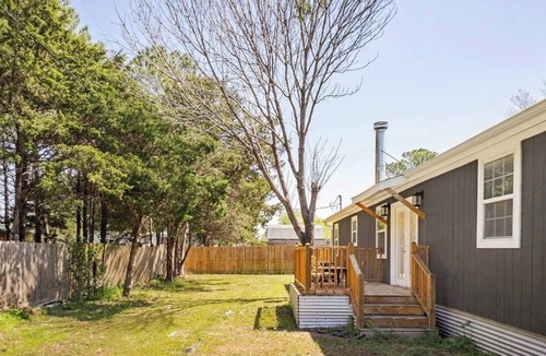 Gordonville House | Lake Texoma Retreat RV/Boat Parking