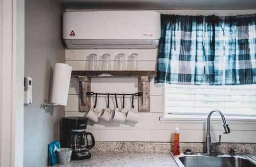 Mead Apartment | Lake Texoma Room with Kitchenette