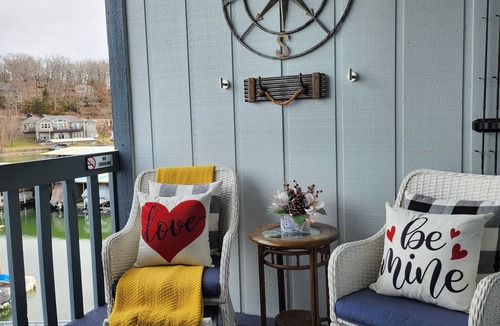Osage Beach Condo | “Lake Therapy” Condo~ Couples Lakefront Getaway~ No Steps.