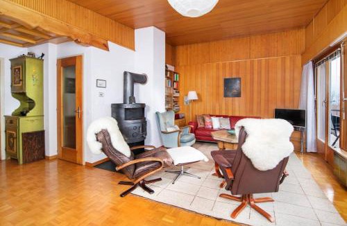 Aeschlen ob Gunten Apartment | Lake Thun Alps Scenic Views and Concierge by SwissHut