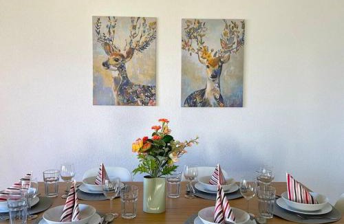 Goldiwil Apartment | Lake Thun Alps Scenic Views and Concierge by SwissHut