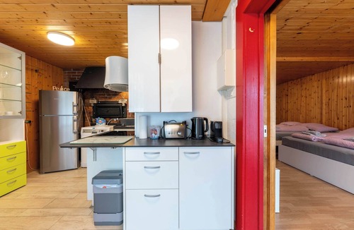 Hondrich Apartment | Lake Thun View Apartment|Terrace + Near Interlaken