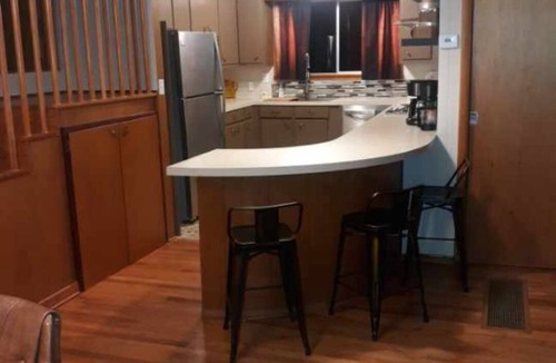 Cherokee Village House | Lake Thunderbird View - Signal Tree Cottage