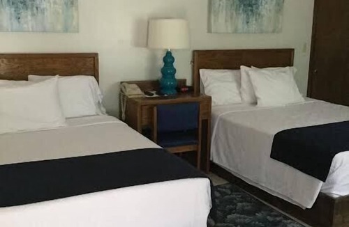 Louisville Hotel | Lake Tiak O Khata Resort