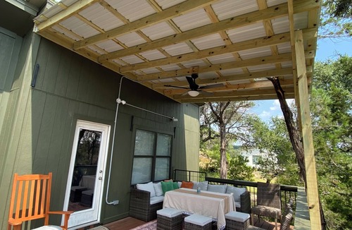 Leander House | Lake Travis Bungalow with Beautiful View!